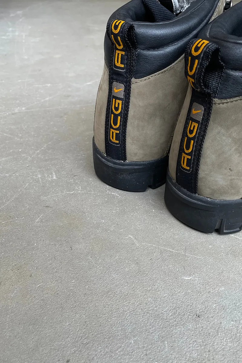 90'S MOUNTAIN TRECKING BOOTS / KHAKI [SIZE: US10.0 (27.0cm) USED]