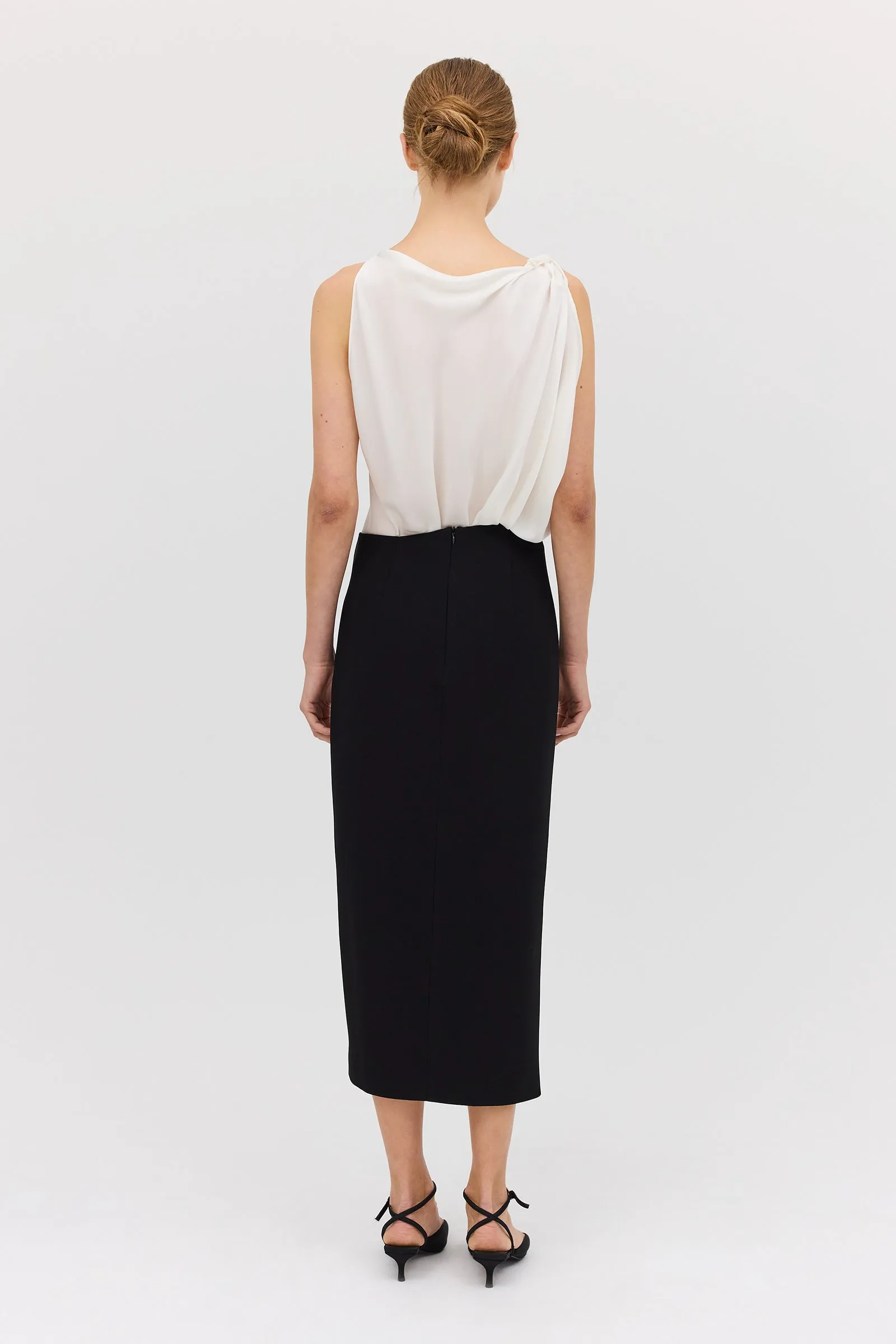BLACK SUITING INCURVED SKIRT