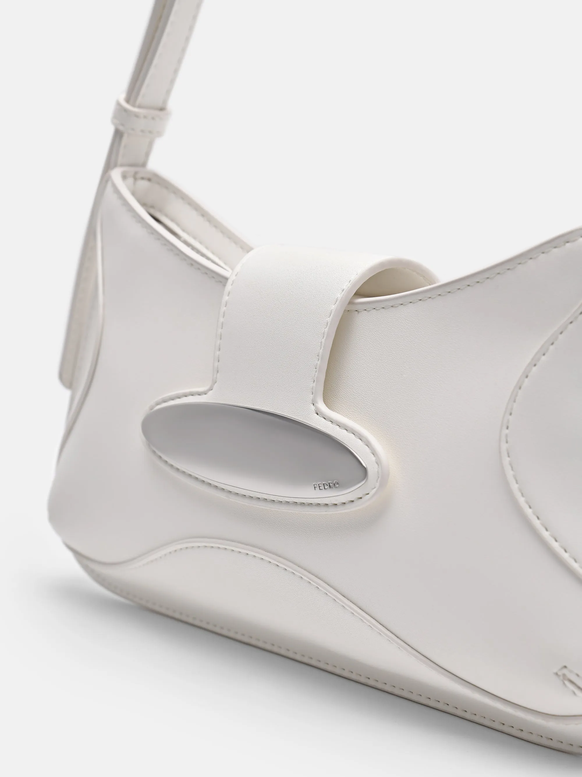 Dione Shoulder Bag