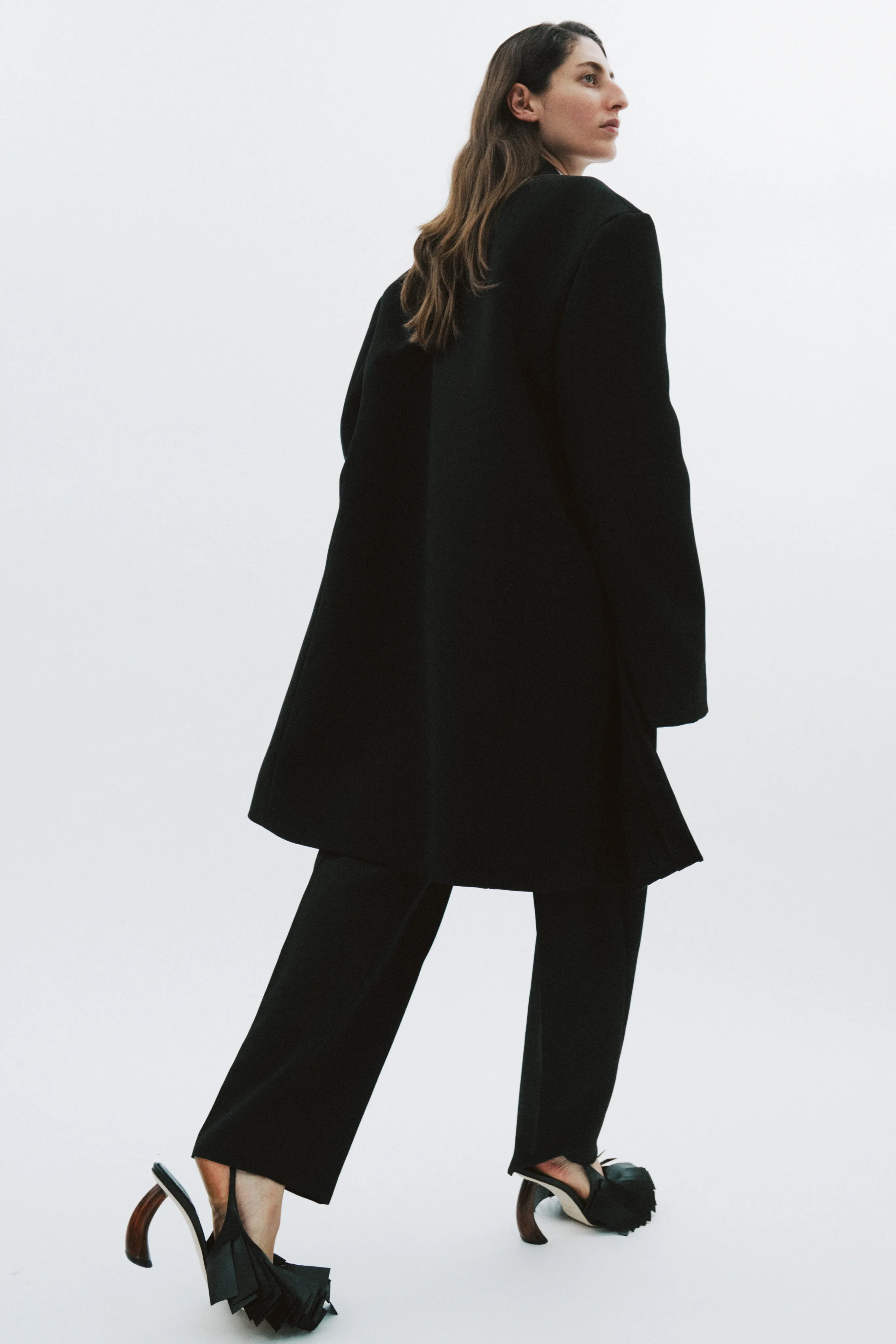 Greta Fringe Black - PRE-ORDER