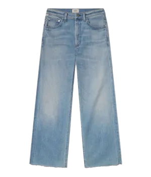 Palma Straight Jean in Lisbon