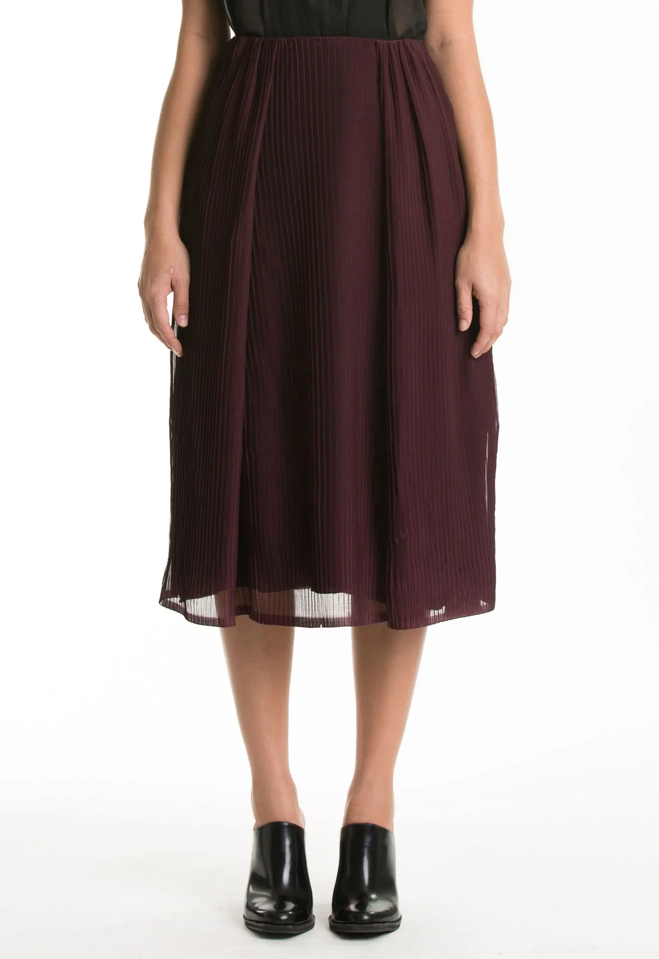 Pembroke Pleated Midi Skirt - M