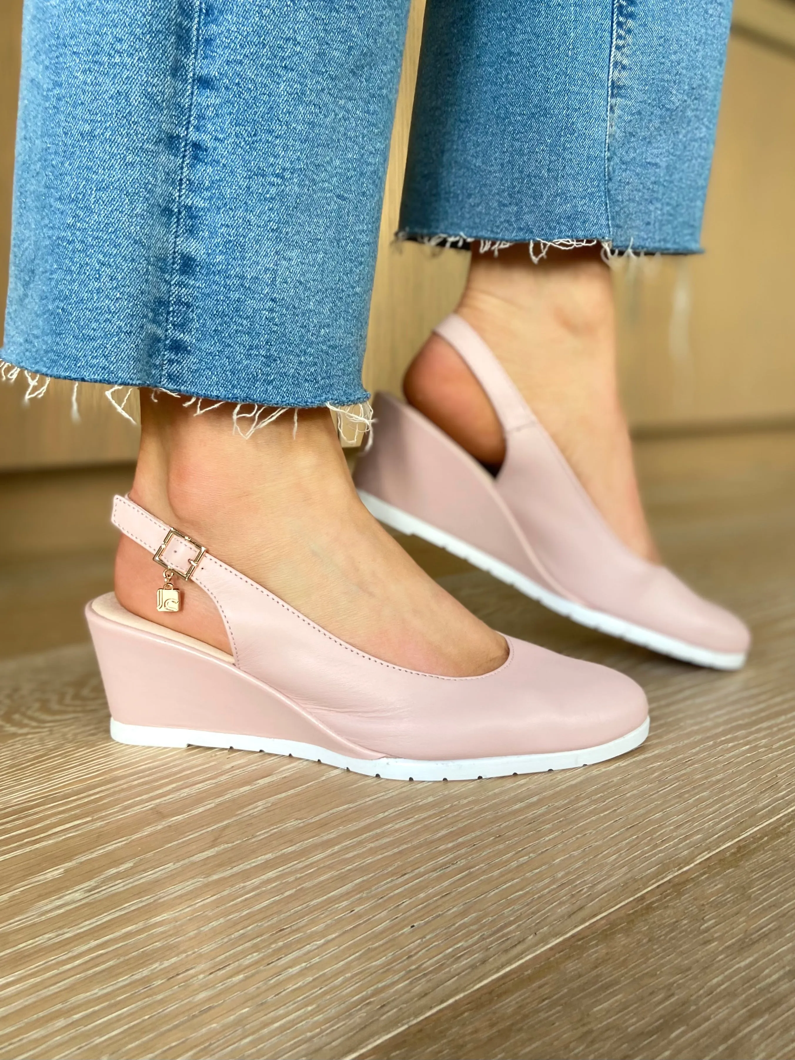 Slingback Wedge - Pale Pink