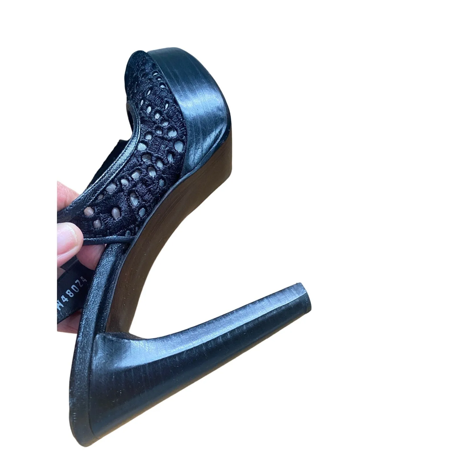 Stuart Weitzman Black Lace Peep Toe Heels Size 8