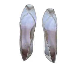 Stuart Weitzman Nude Mesh Peep Toe Heels Size 6
