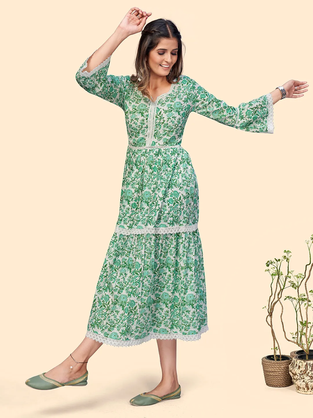 Women'S Floral Print Flared Cotton Green Stitched Kurta