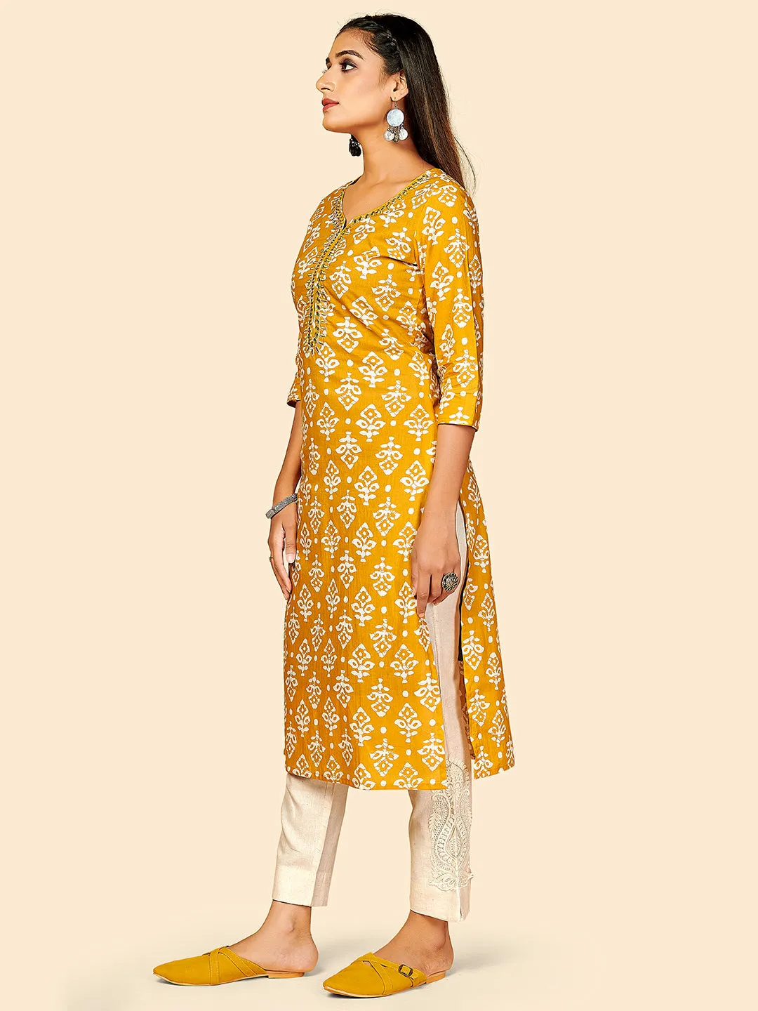 Women'S Printed & Embroidered Straight Cotton Yellow Stitched Kurta